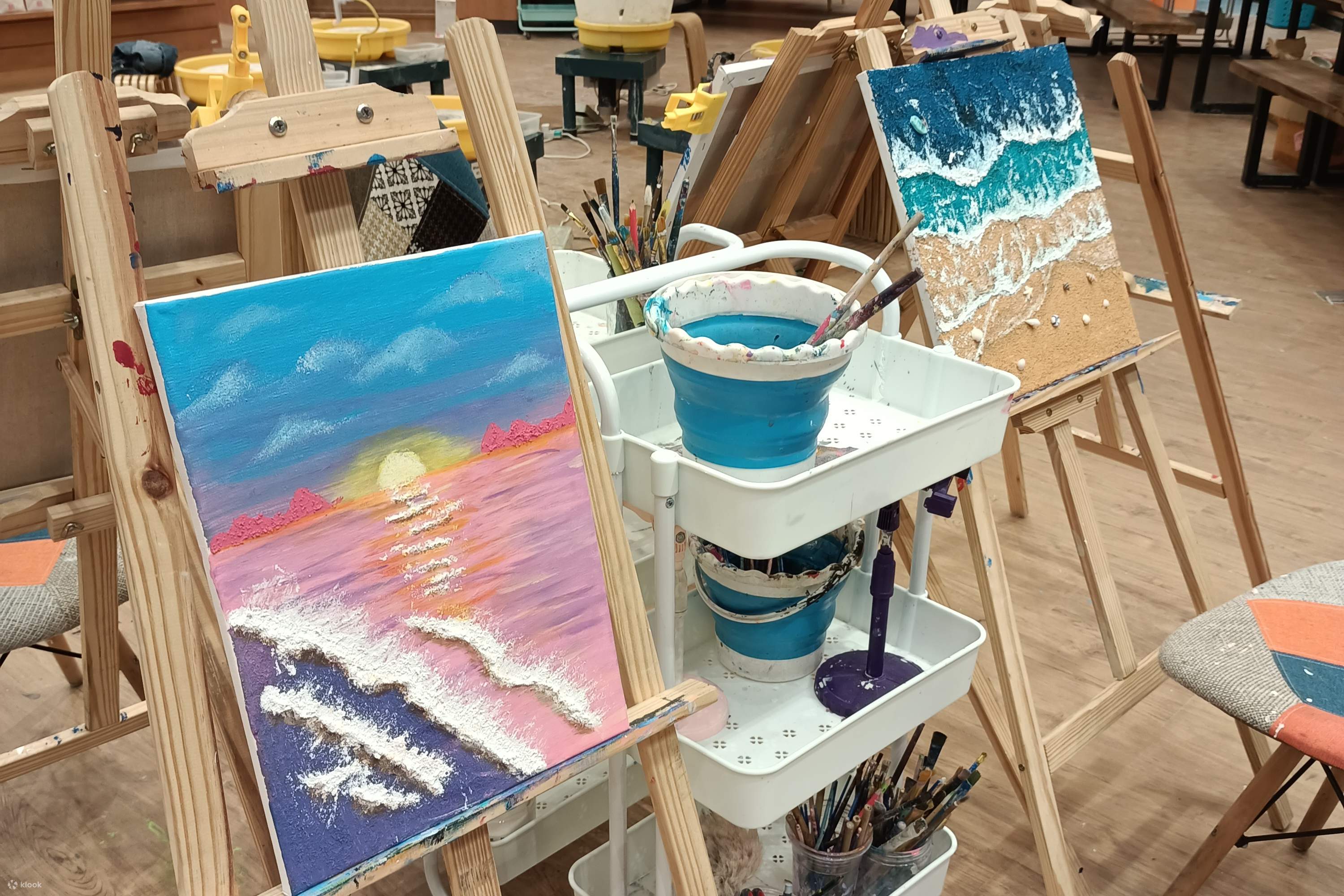 ベアブリック絵付けorポーリング体験（クアラルンプール / Good Times